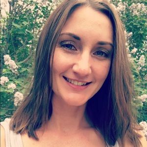 Meet your Posher, Amy